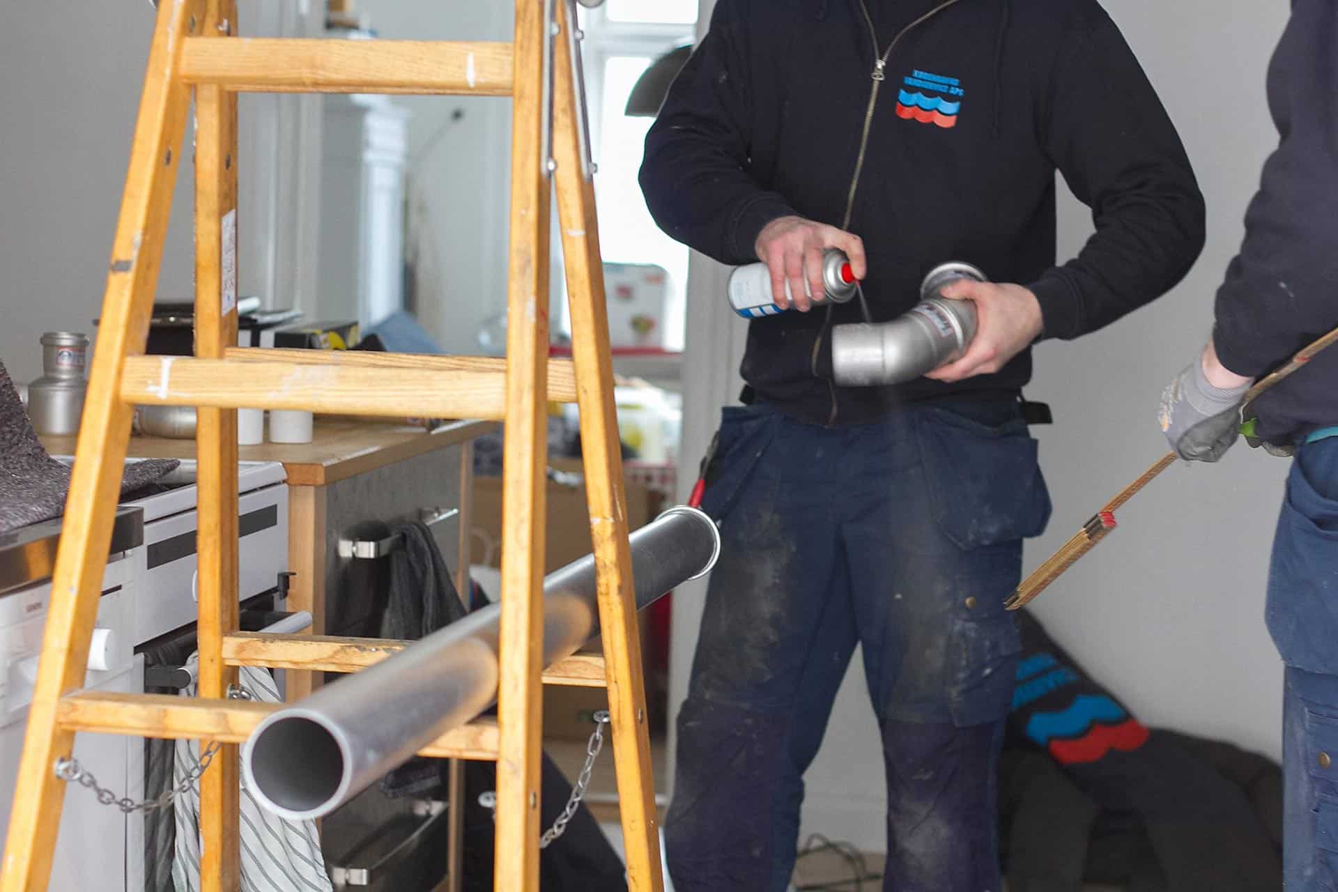 spray rør